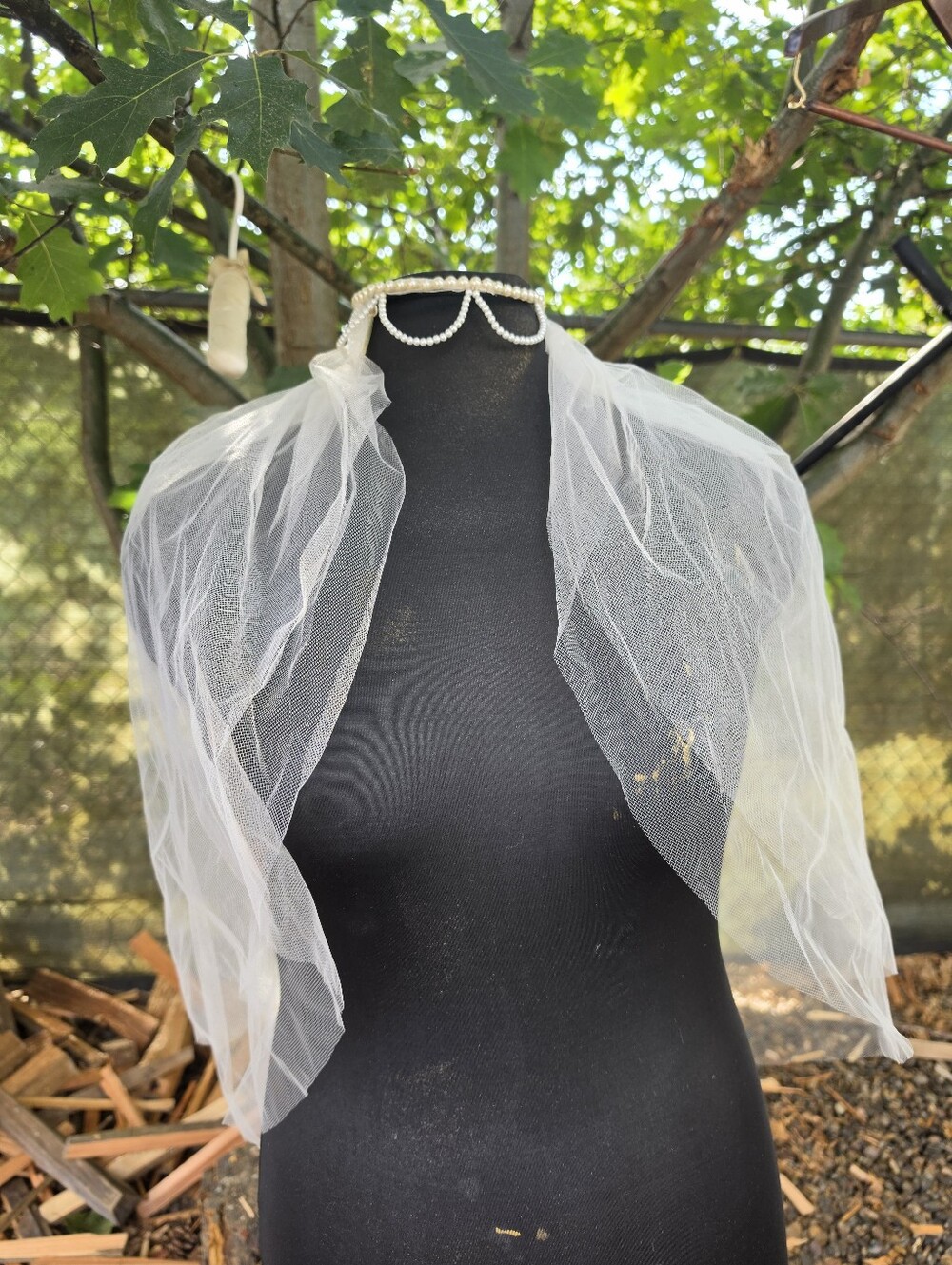 Vtg 50's 60's White Bridal Tulle Capelet Halo Veil Headpiece Retro Classic